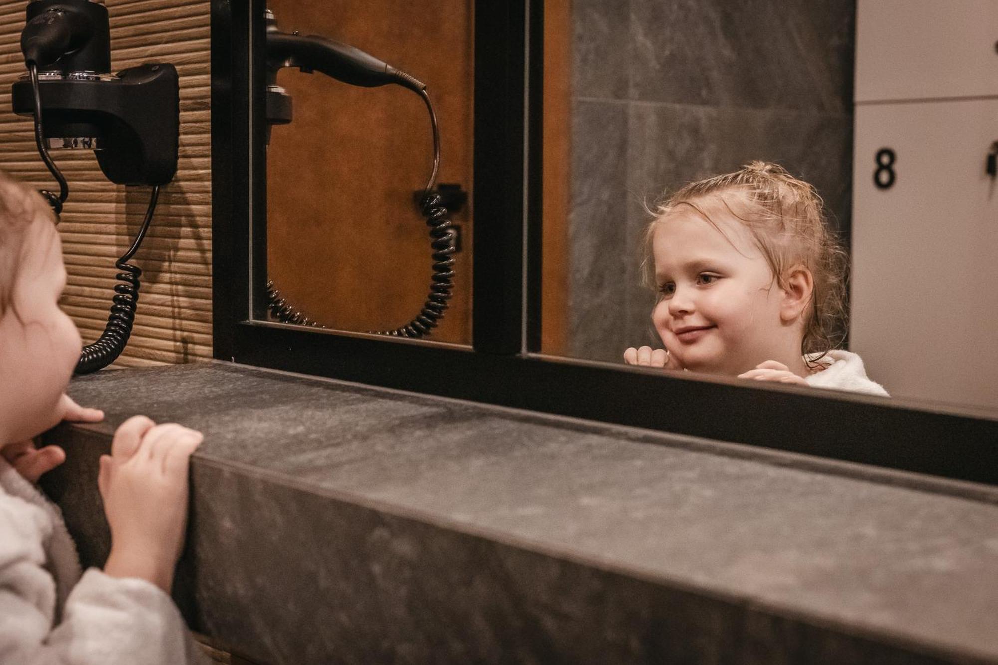 Tylickie Wzgorze Spa & Wellness Pensjonat Dla Rodzin Z Dziecmi Тилич Екстериор снимка